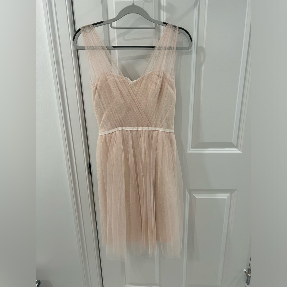 Monique Lhuillier Light Pink Tulle and Lace Bridesmaid dress - size 4